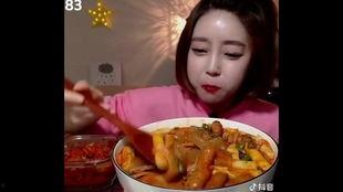 李小姐吃酸笋爆料视频播放,李小姐爆料视频引网友热议