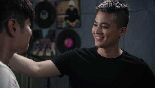 欧豪爆料杨紫视频播放,视频播放引发网友热议