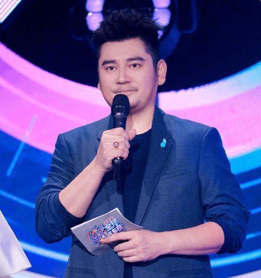 娱乐圈群众吃瓜,揭秘明星幕后故事 第2张 娱乐圈群众吃瓜,揭秘明星幕后故事 第2张