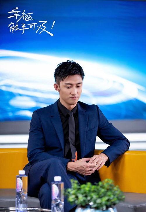 黄景瑜老婆爆料视频播放,揭秘夫妻甜蜜瞬间  第3张