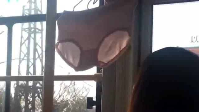 网友爆料一次性内裤视频,一次性内裤视频引发热议，揭秘隐私用品新趋势